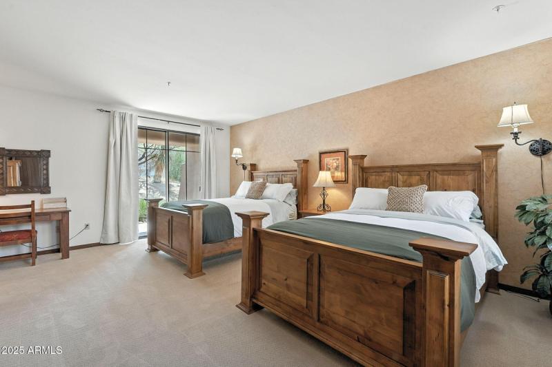 11-web-or-mls-Mule-11