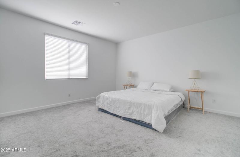 Master Bedroom - Upstairs