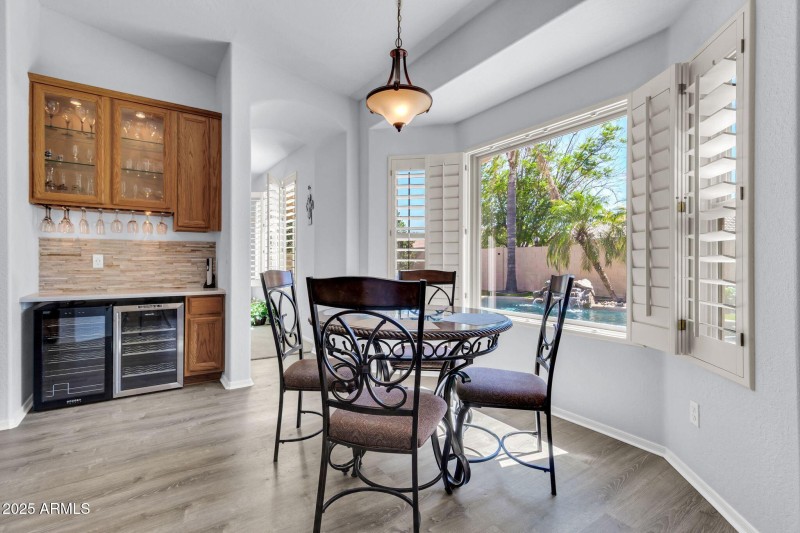 Breakfast Nook with Pool View