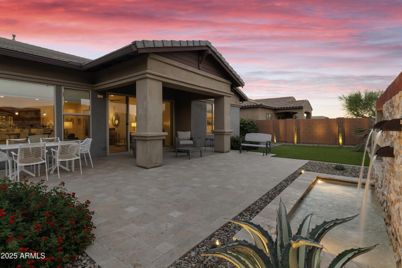 5811 S-043-023-DLB 5757-MLS_Size