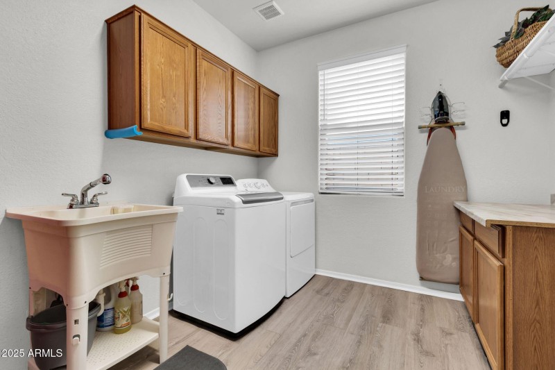 Laundry with Utility Sink