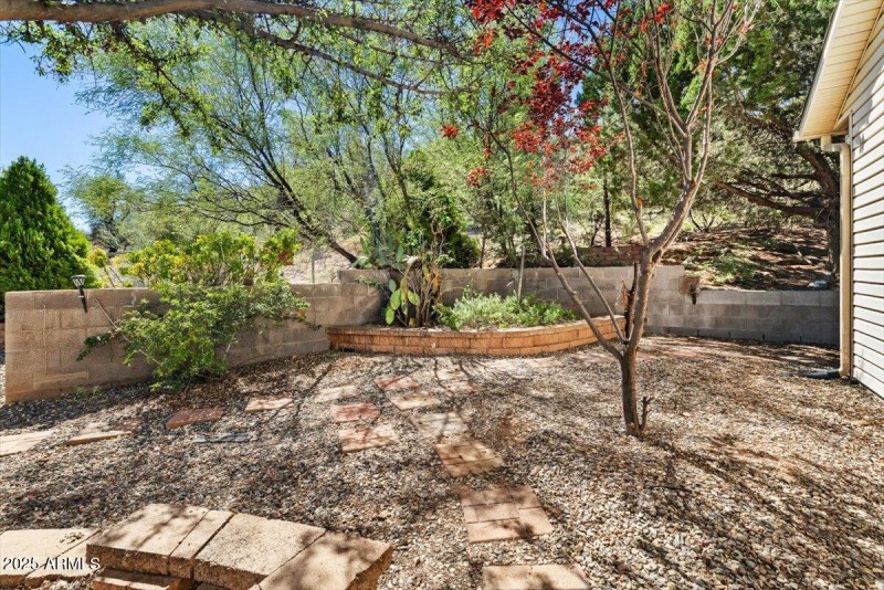 27-Backyard