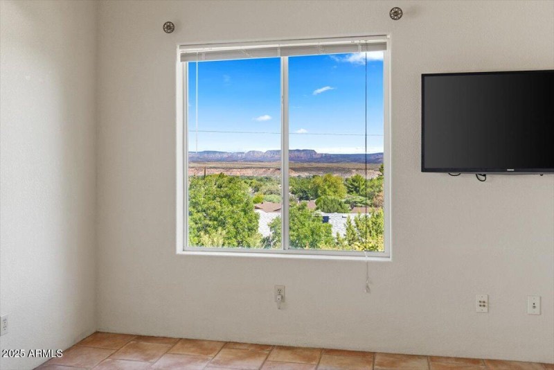 08-Living Room