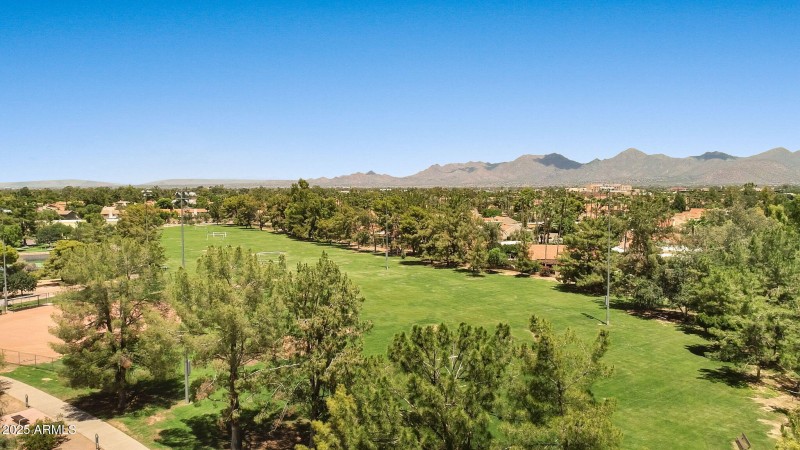 45-web-or-mls-8943-n-80th-pl