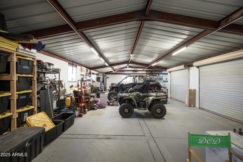 Detached 6-Car Garage