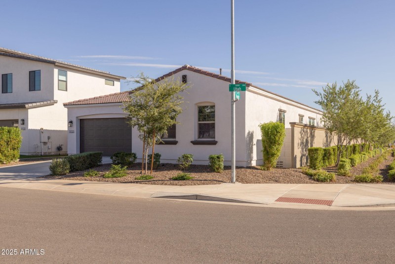 5-web-or-mls-11025 E Utah Ave, Mesa-5