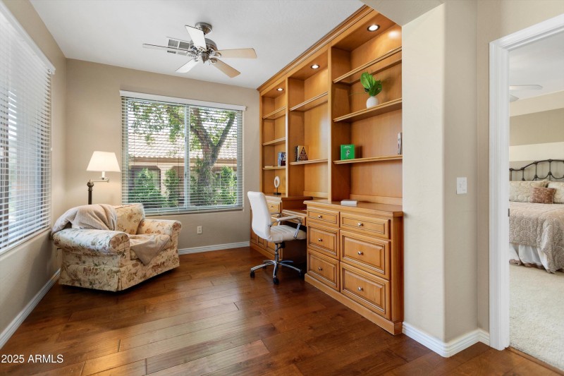 DEN/OFFICE W/BUILT-INS