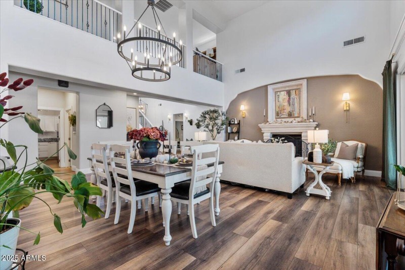 21365 W Mule Deer Way25