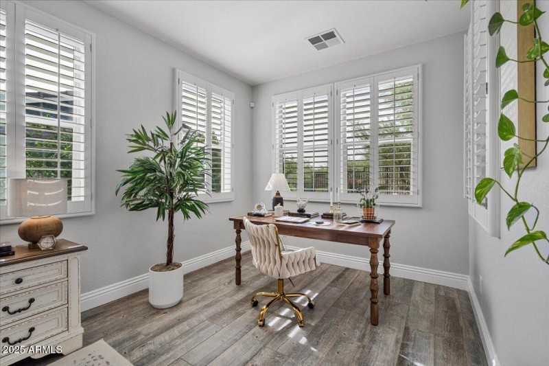 21365 W Mule Deer Way51