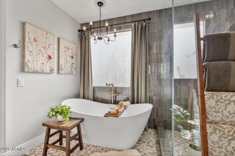 21365 W Mule Deer Way_Primary Bath