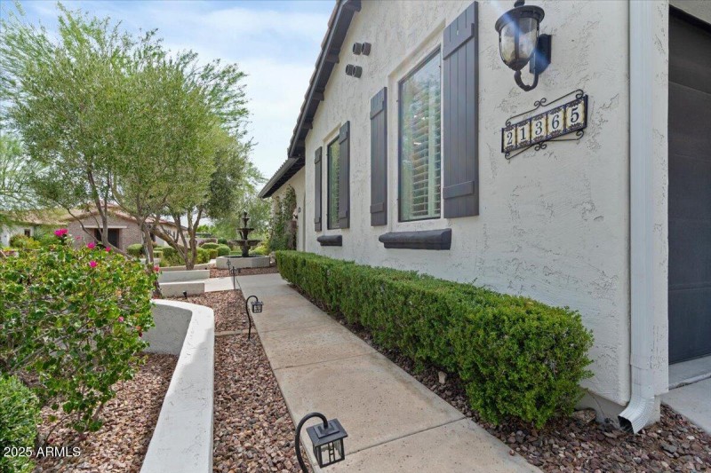 21365 W Mule Deer Way96