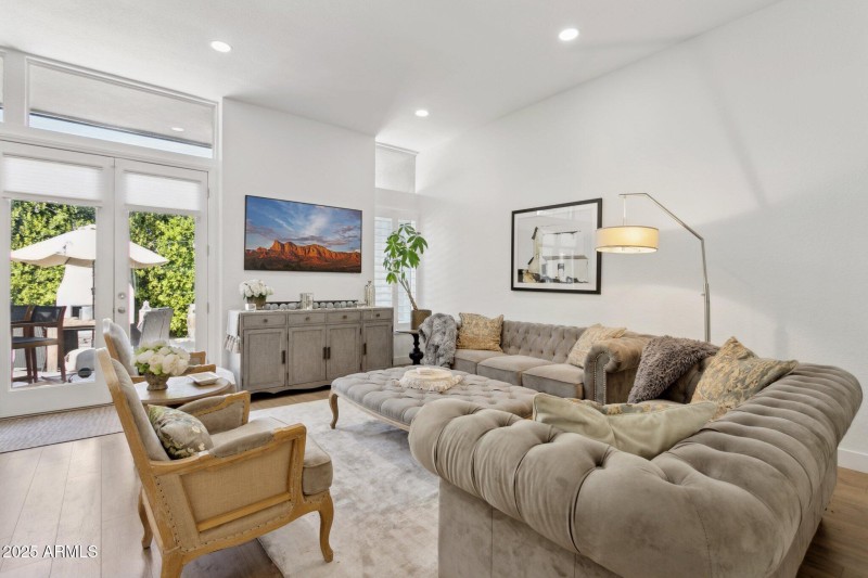 Extra tall ceilings in the great room