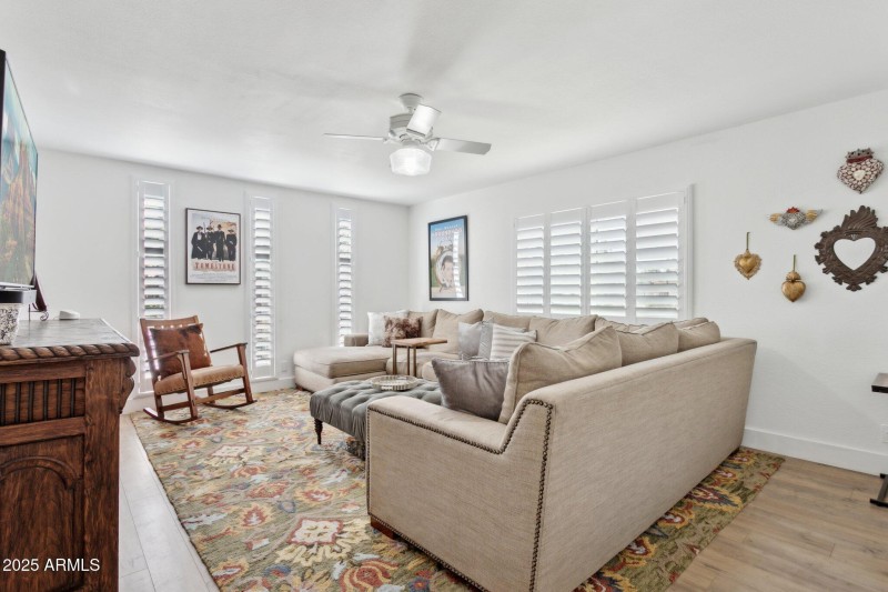 Media room or 4th bedroom