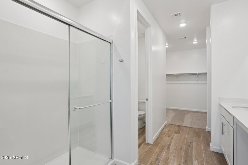 18-web-or-mls-La Senda Dr W-S2409-018