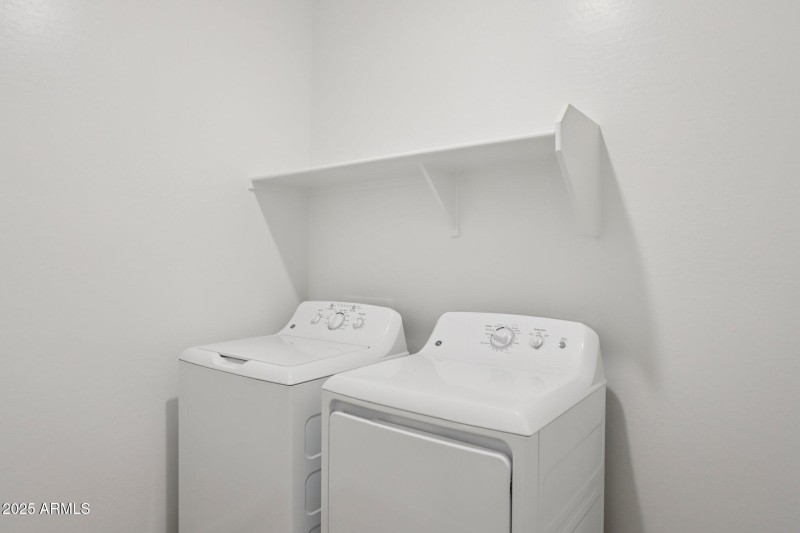 22-web-or-mls-La Senda Dr W-S2409-022