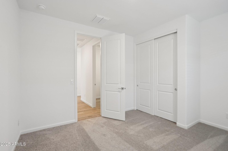 24-web-or-mls-La Senda Dr W-S2409-024