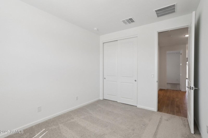 31-web-or-mls-La Senda Dr W-S2409-031