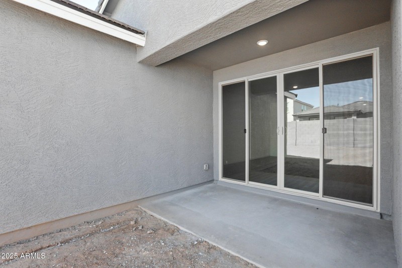 34-web-or-mls-La Senda Dr W-S2409-034