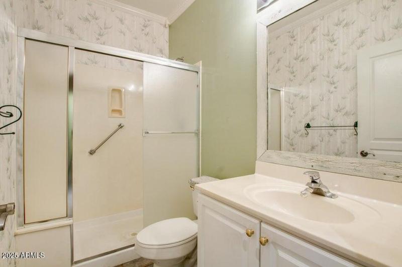 20170321233352014912000000-o