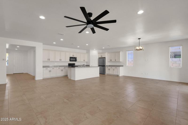 16-web-or-mls-22472-e-sonoqui-blvd