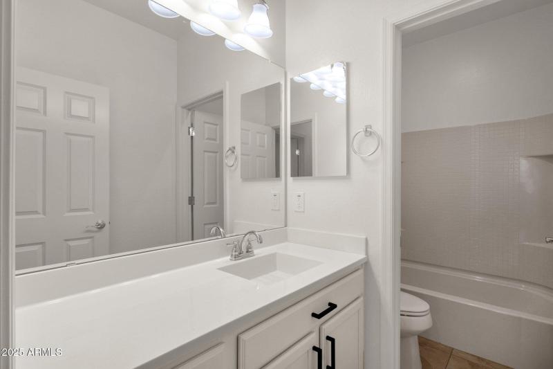 31-web-or-mls-22472-e-sonoqui-blvd