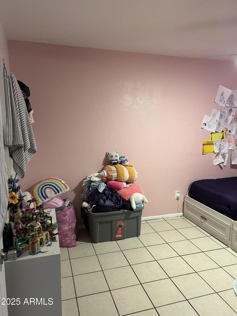 4718 E. pierce St. bedroom #7