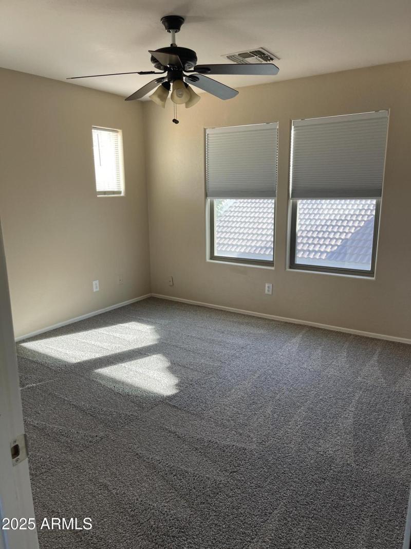 20250922_154556507_iOS