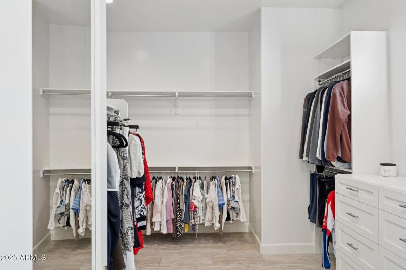 26-web-or-mls-10708-n-136th-pl