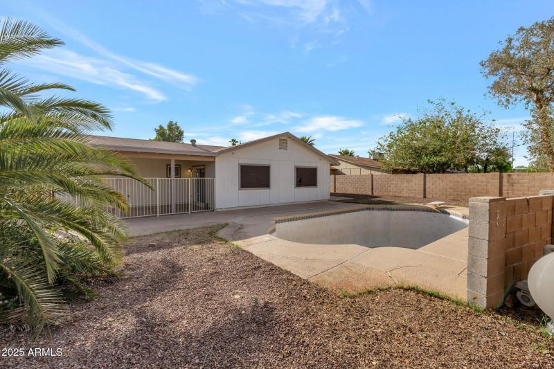 17-web-or-mls-QP-3433