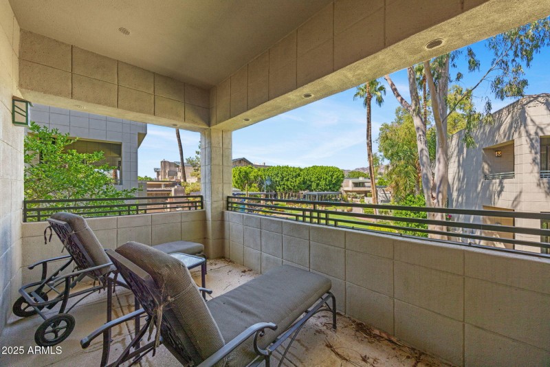 CAMINO ACEQUIA Drive, 8