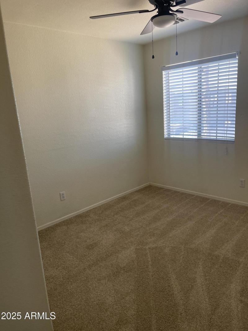 20250919_224759397_iOS