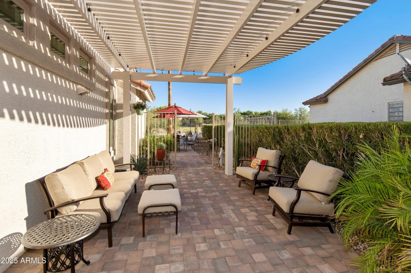 4664 E-007-042-DLB 5819-MLS_Size