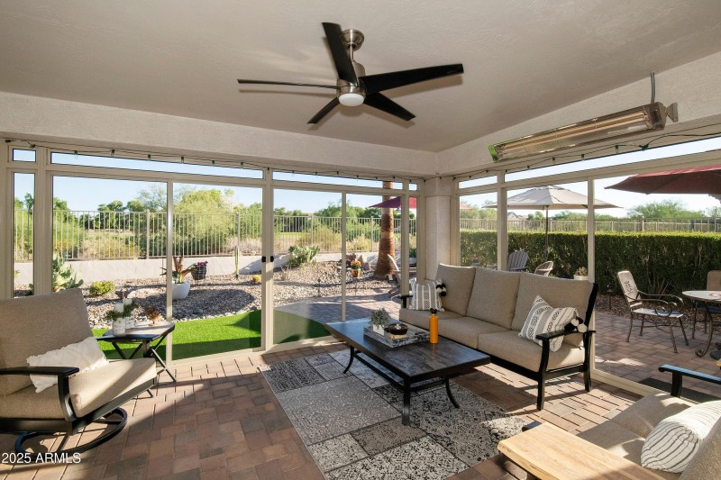 4664 E-020-048-DLB 5831-MLS_Size