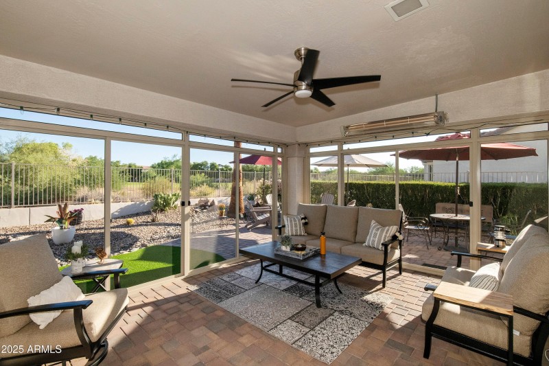 4664 E-021-050-DLB 5832-MLS_Size