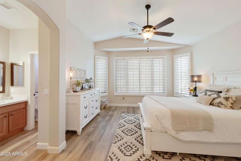 4664 E-024-059-dlb-MLS_Size