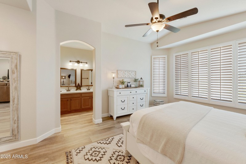 4664 E-026-043-dlb-MLS_Size