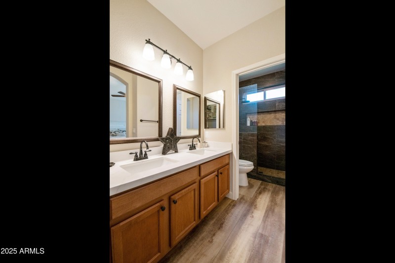 4664 E-027-041-DLB 5829-MLS_Size