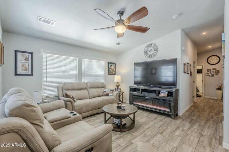 11-web-or-mls-University-11