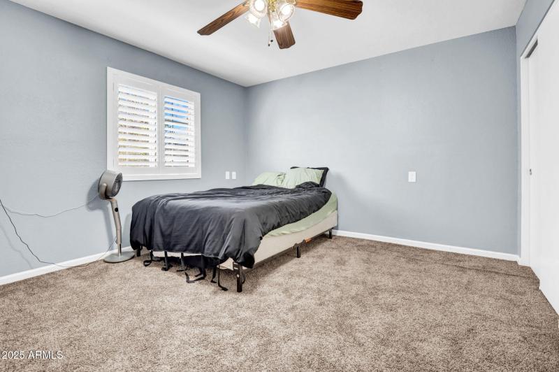 16-web-or-mls-6064 E Ingram St-16