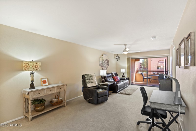 Living room w/ open space