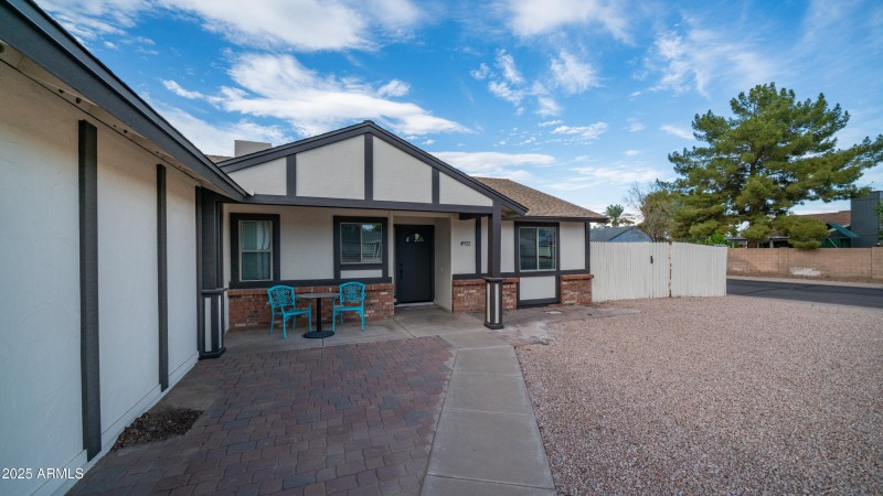 4922 W Gail Dr Exterior Photos-4