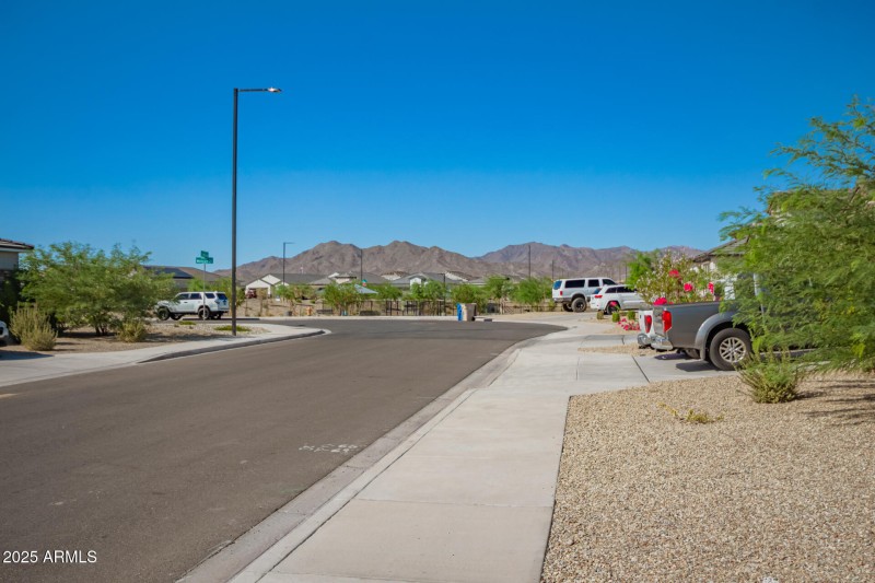 Frontyard Mountain Views