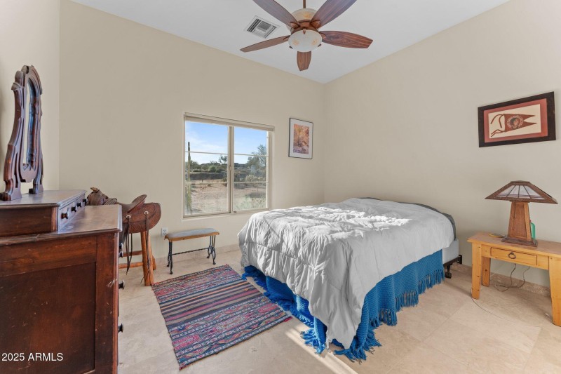 21-web-or-mls-DSC04857