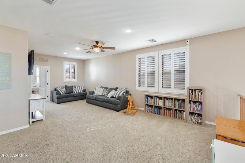 1419 W-025-036-dlb-MLS_Size