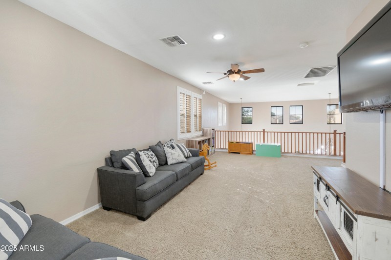 1419 W-026-016-dlb-MLS_Size