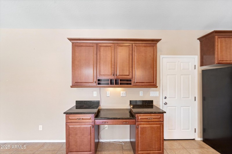 19-Kitchen Desk Area