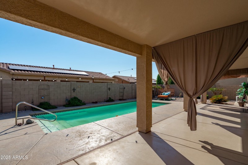 48-Large Covered Patio