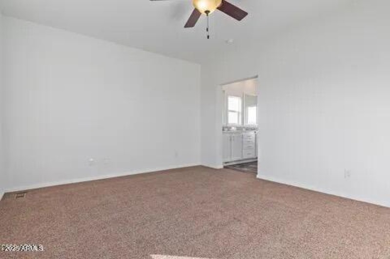 B9315D18-15C9-498D-AEE1-2A323ADCE9C1