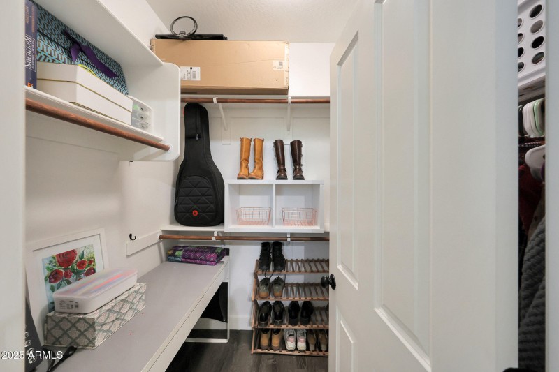 Walk-in Closet