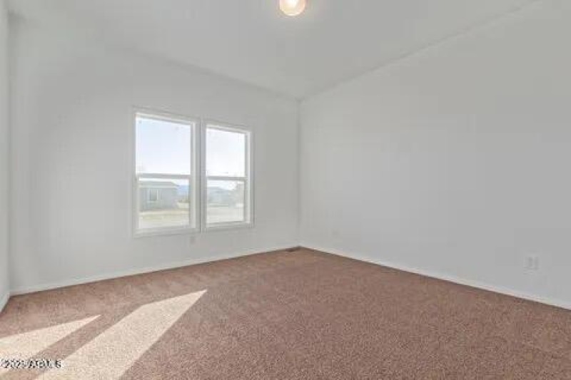 F9DCF131-D9F2-43E5-928E-A661CBA4A571